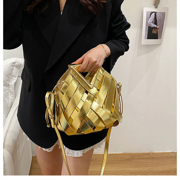 Nova bolsa de ombro feminina versátil, design de nicho 2025