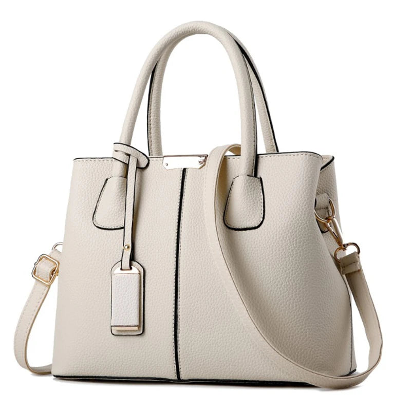 Bolsa Feminina Estruturada Vermelha – Estilo Moderno e Sofisticado