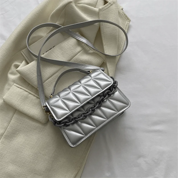 Bolsa Natasha - Casual, moderna e leve