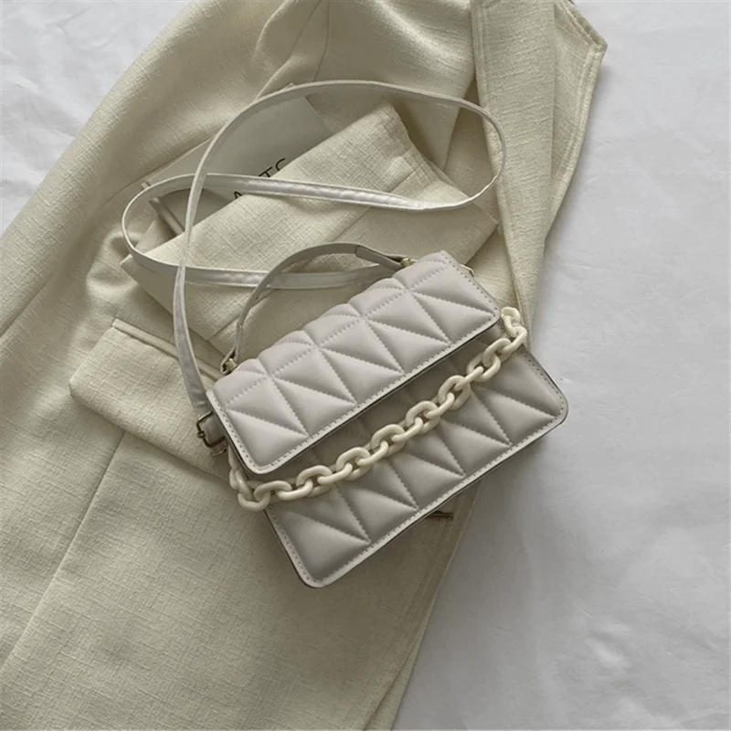 Bolsa Natasha - Casual, moderna e leve